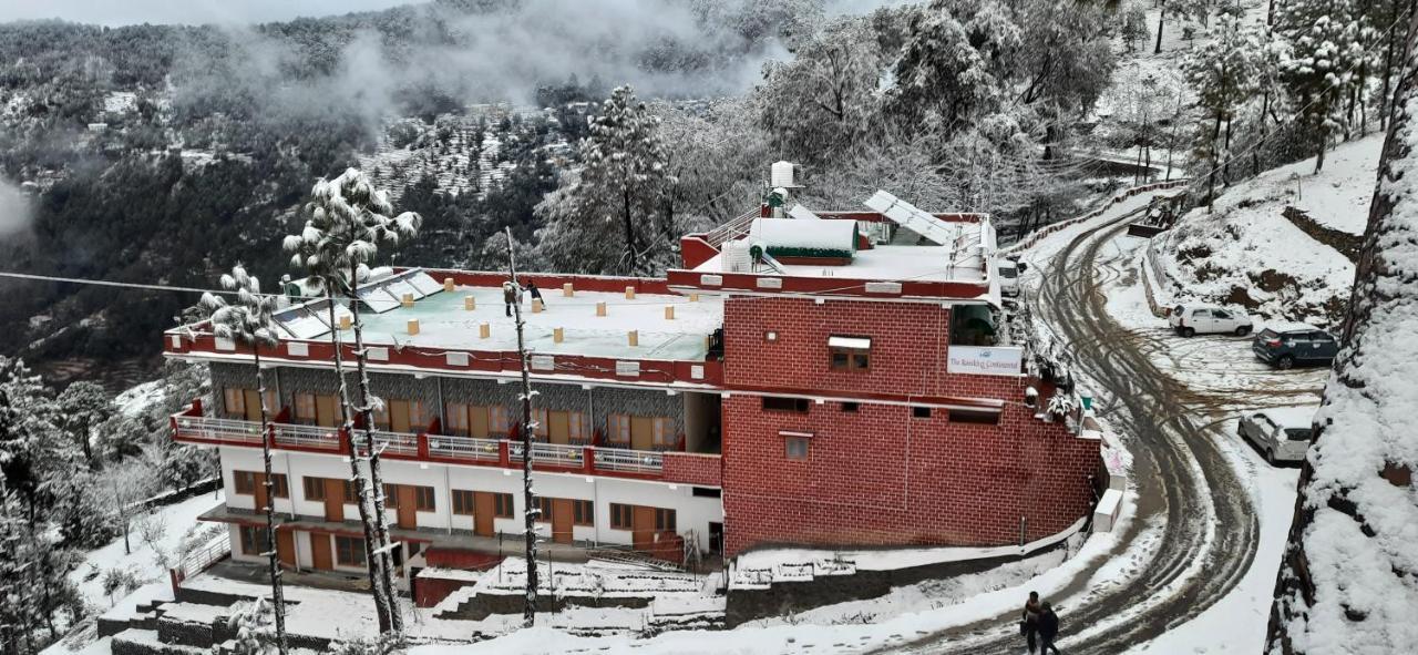 The Ranikhet Continental Hotel Exterior foto