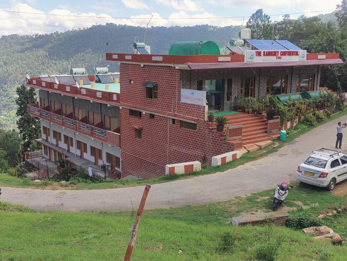 The Ranikhet Continental Hotel Exterior foto